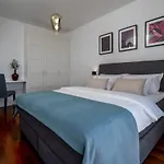 Vila Moreta With Heated Pool, Sauna, Hot-tub
